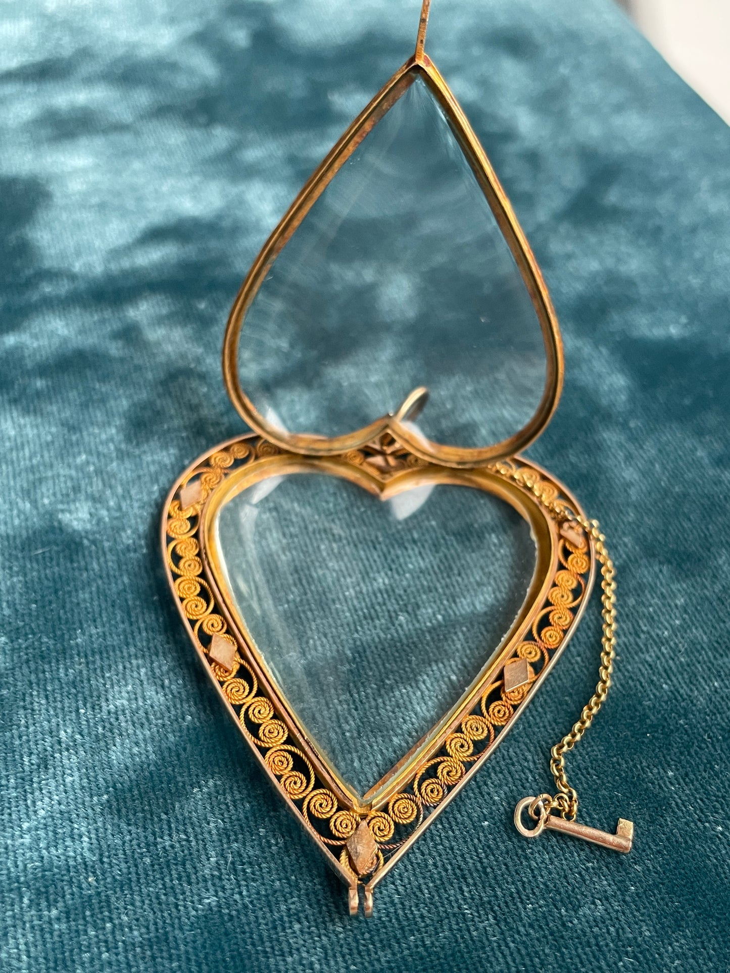 Antique Belle Époque Rock Crystal Heart With Small Key 18k Rose Gold Locket