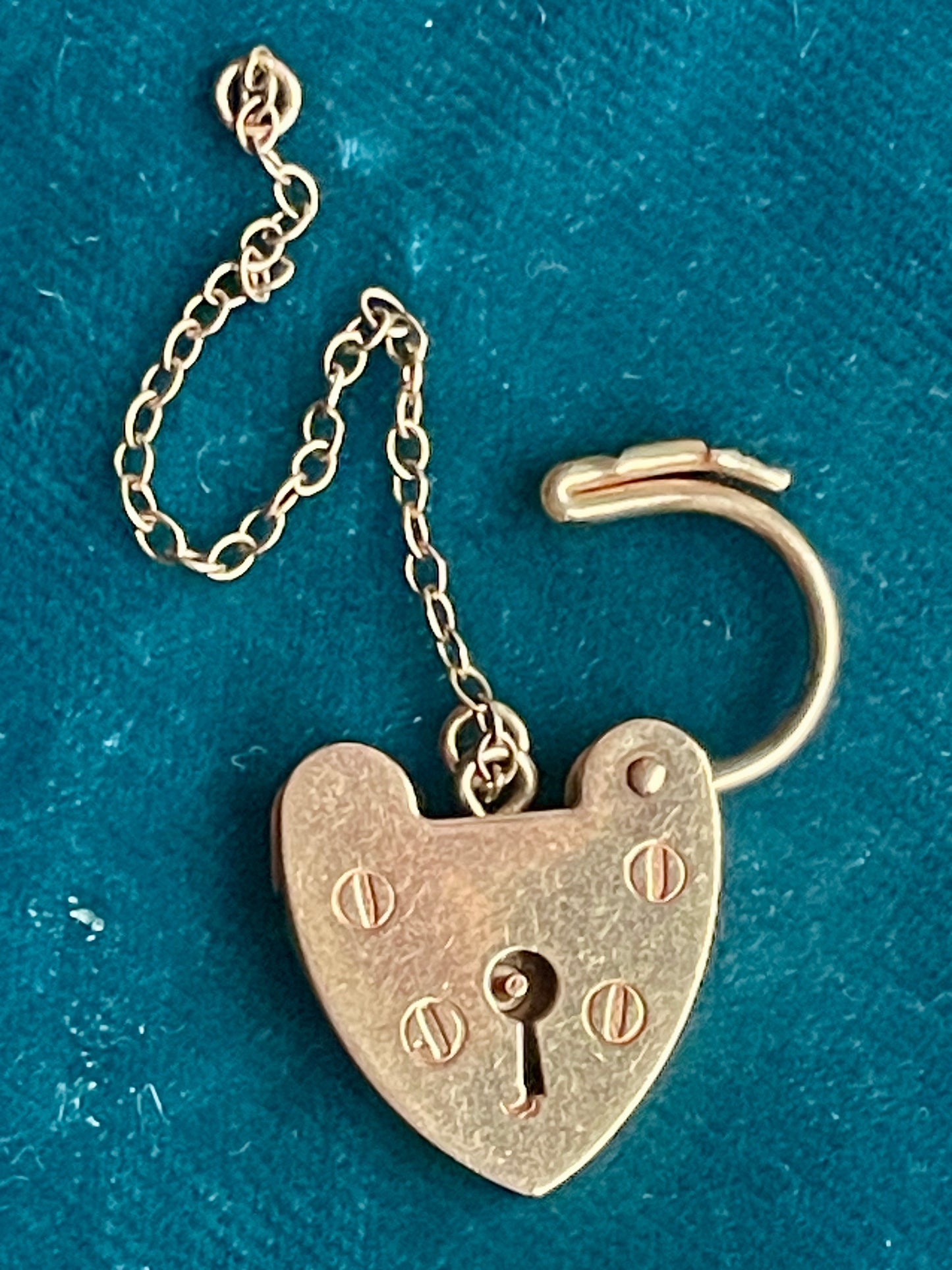 Victorian 9k Gold Heart Padlock