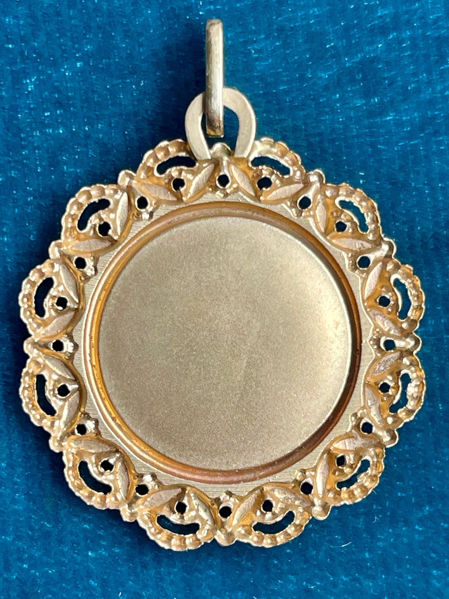 Perroud "Etoile d'Amour" 18k Gold Love Token