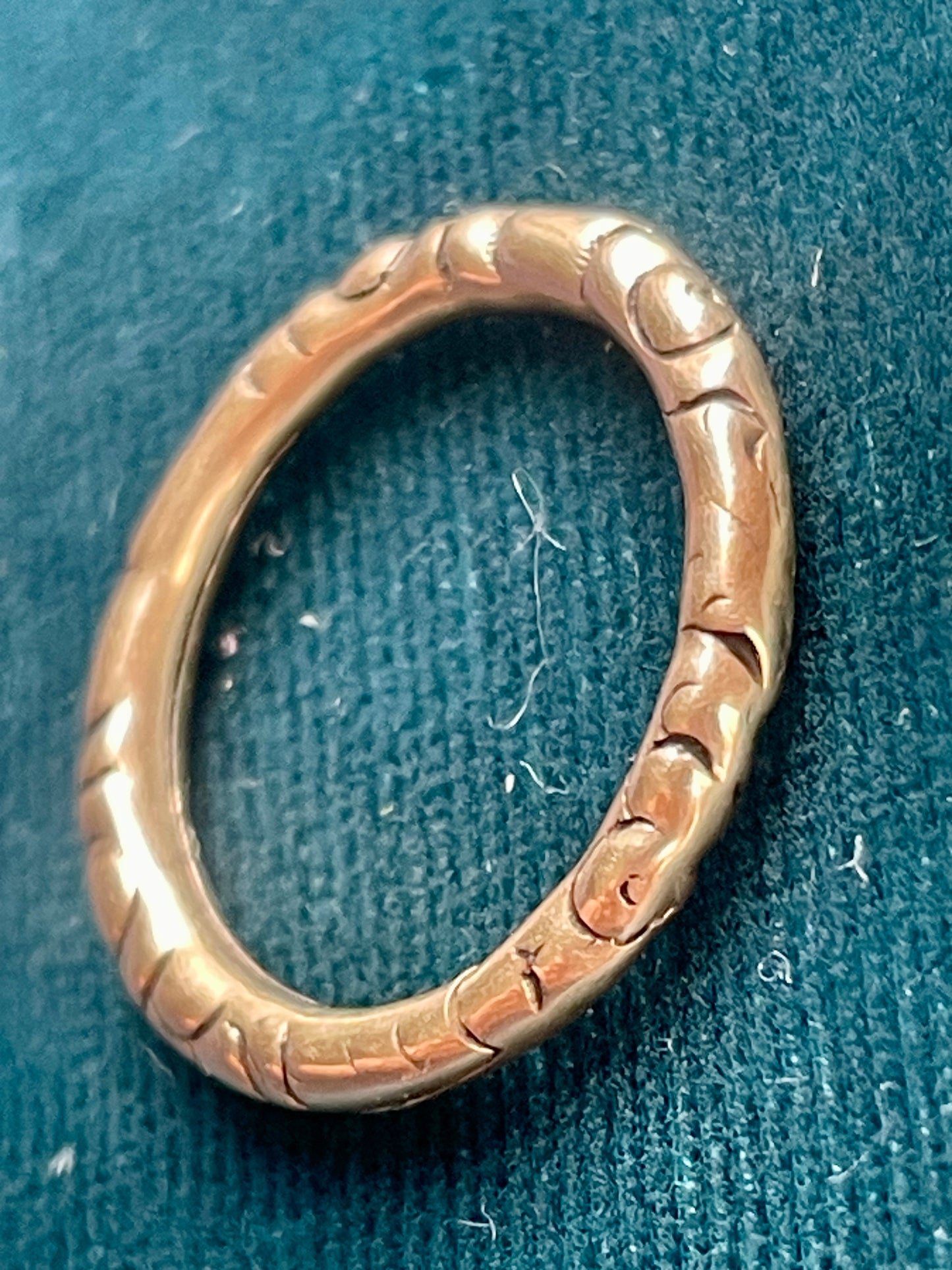 Georgian Engraved 18k White Gold Split Ring