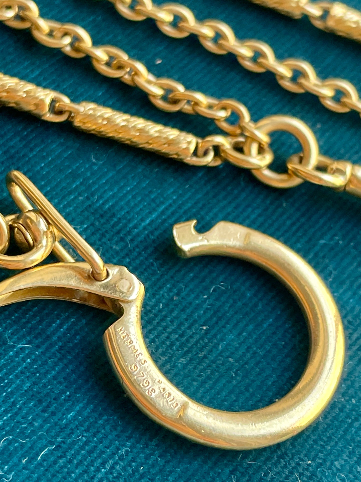 Hermès "Torsade" Baton Link 18K Gold 18.5" Chain