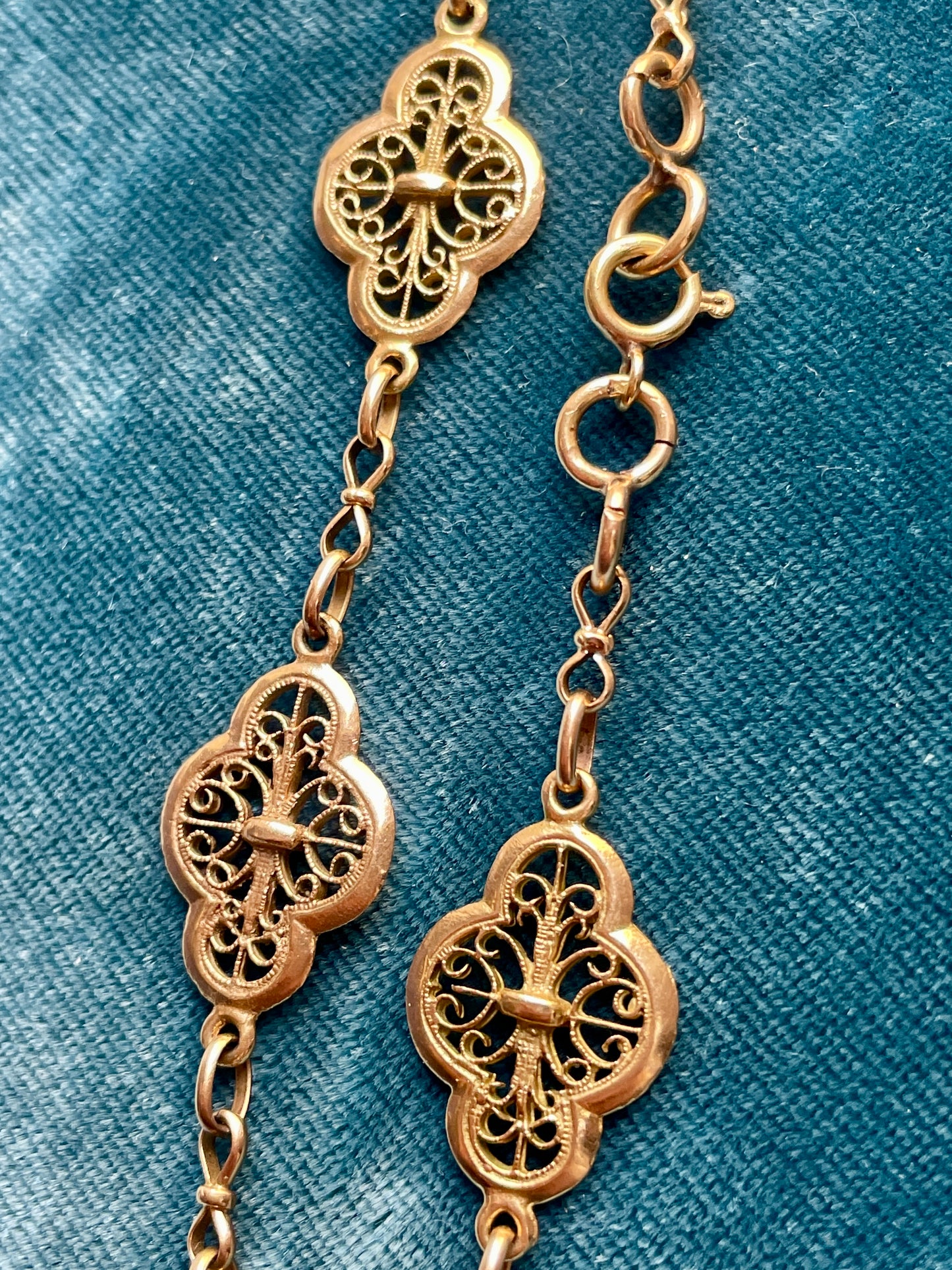 Antique Victorian Filigree Sautoir 18k Gold 29" Chain