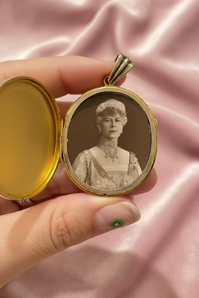 Victorian Queen Mary Royal Performance 18k Gold Locket Pendant