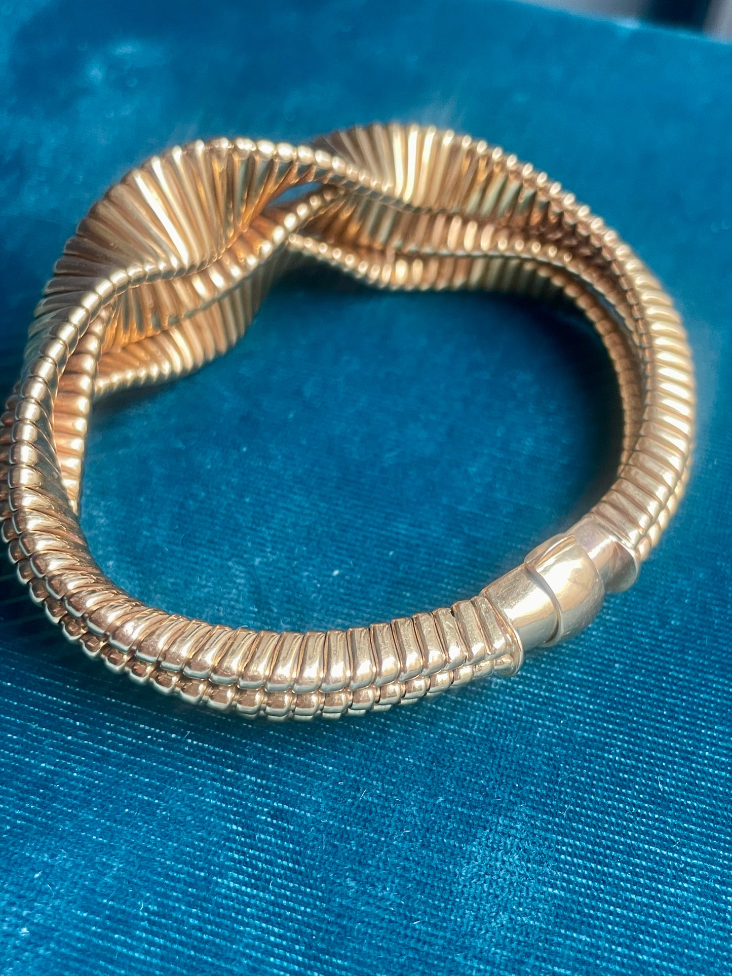 Mid-Century Mauboussin Style Triple Twisted Ribbon 18k Gold Bracelet