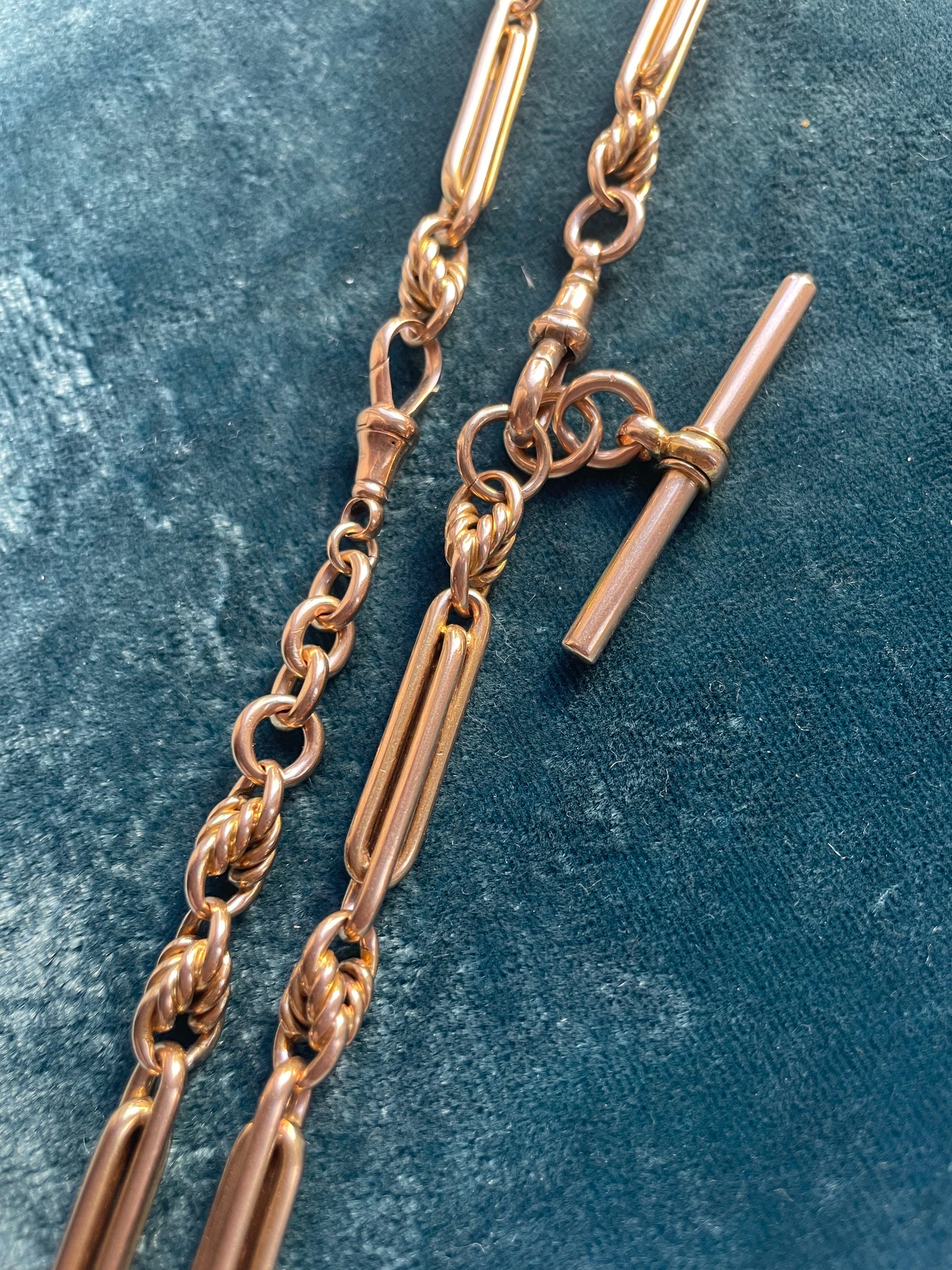 Dimensional Bar and Love Knot Link 15k Gold 15" Albert Watch Chain