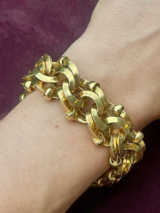 Vintage Cartier France 18k Gold Sculptural Link Bracelet