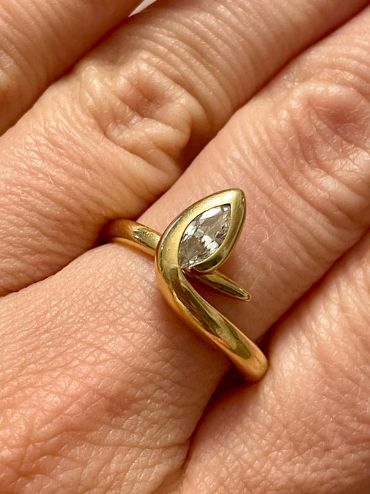 Vintage Joaquín Berao Diamond 18k Gold Snake Ring