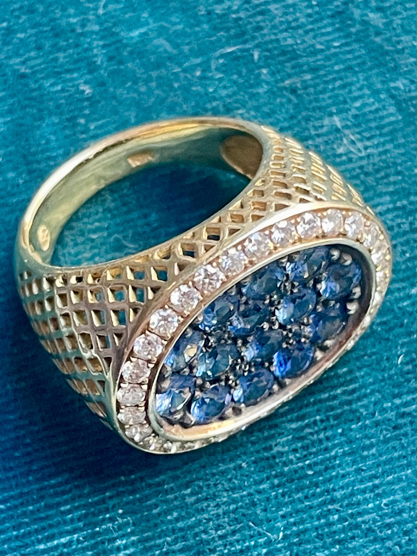 East-West Sapphire Cluster with Diamond Halo 18k Gold Ring