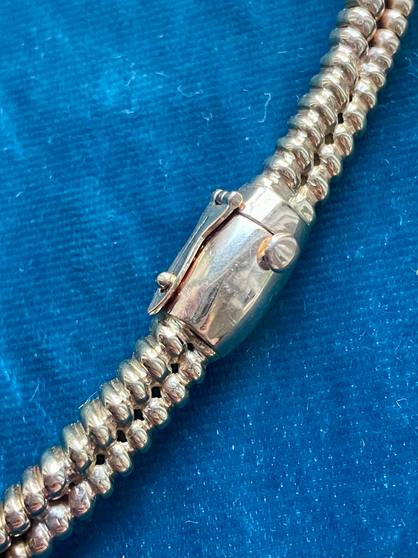 Mauboussin "Reflection" Twisted Ribbon 18k Gold Necklace