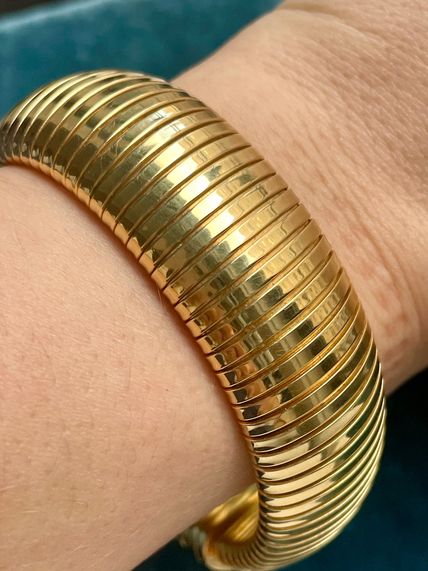 Mid-Century Tubogas 18k Gold Bracelet