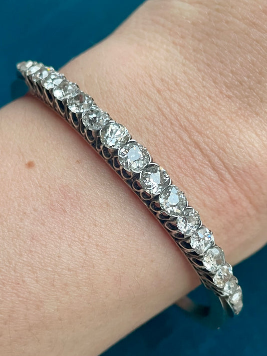 Antique Victorian European-Cut Diamond 18k Gold Bangle
