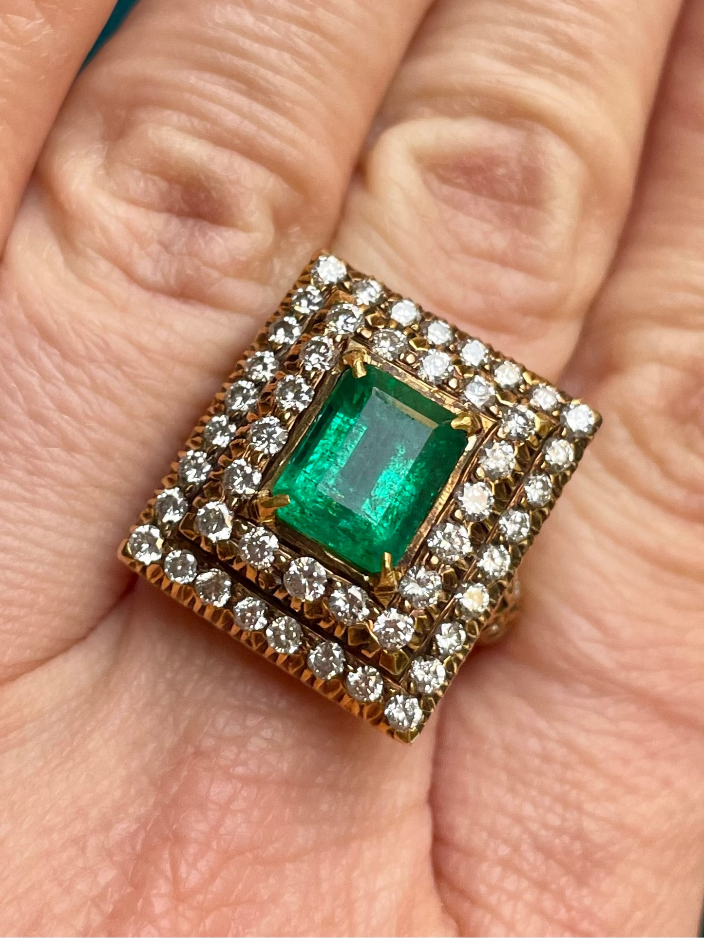 Indian Emerald and Diamond 22k Gold Ring