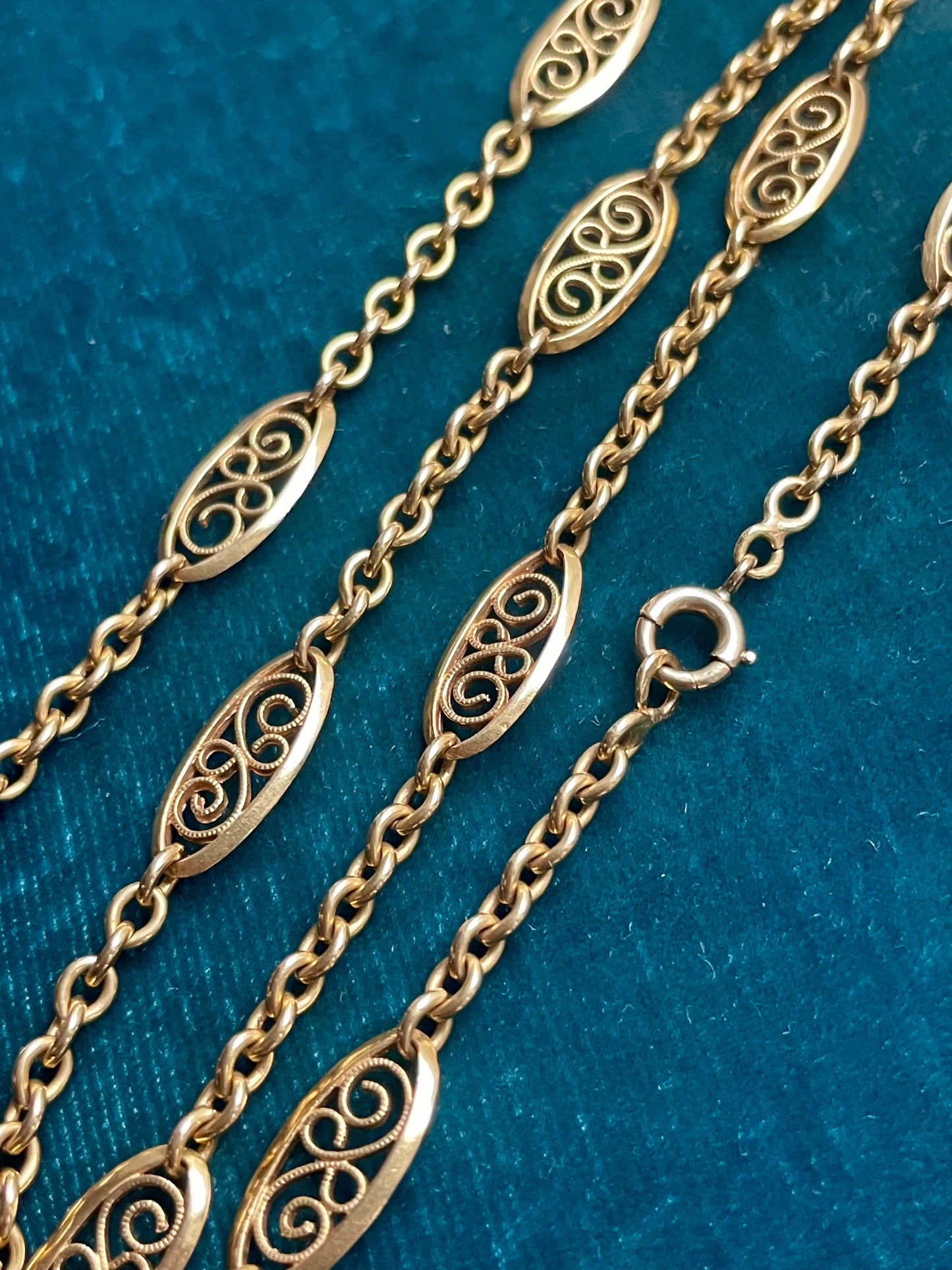 Antique Victorian French Filigree 18K Gold 24" Chain