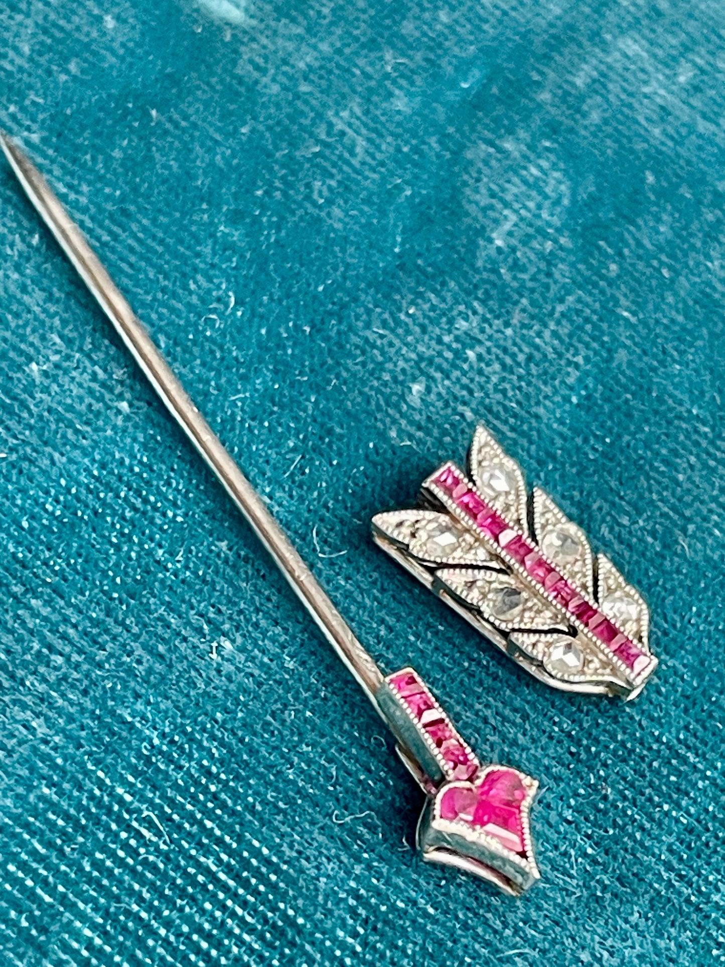 Art Deco Ruby and Diamond Jabot Arrow Platinum Pin