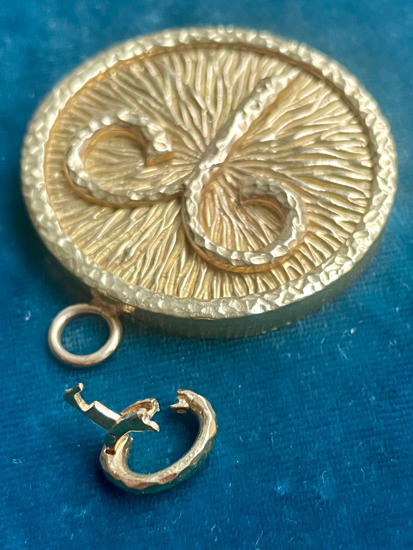 David Webb Aries Zodiac 18k Gold Pendant