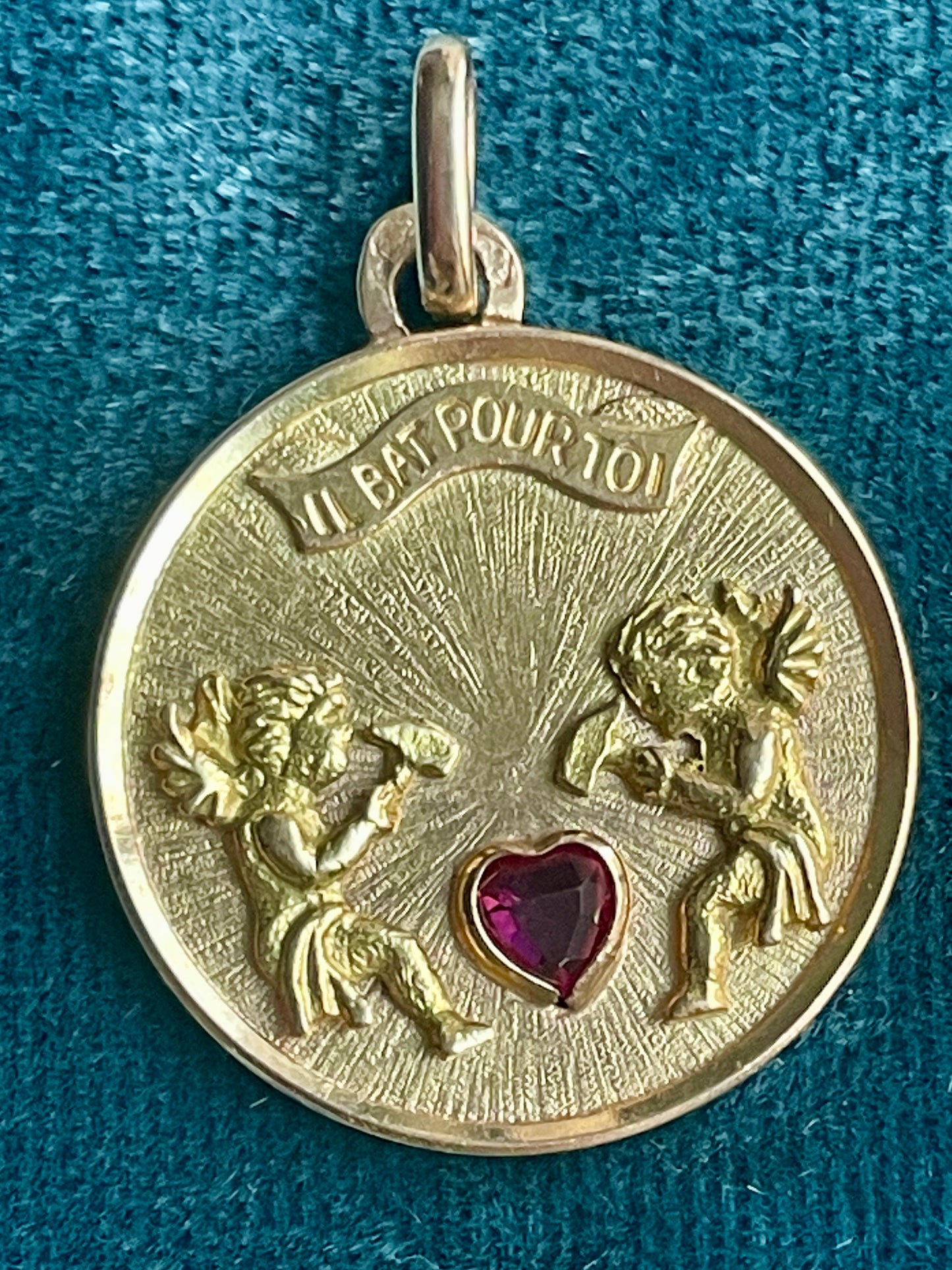 French Cherubs with Ruby Heart "Il Bat Pour Toi" 18k Love Token