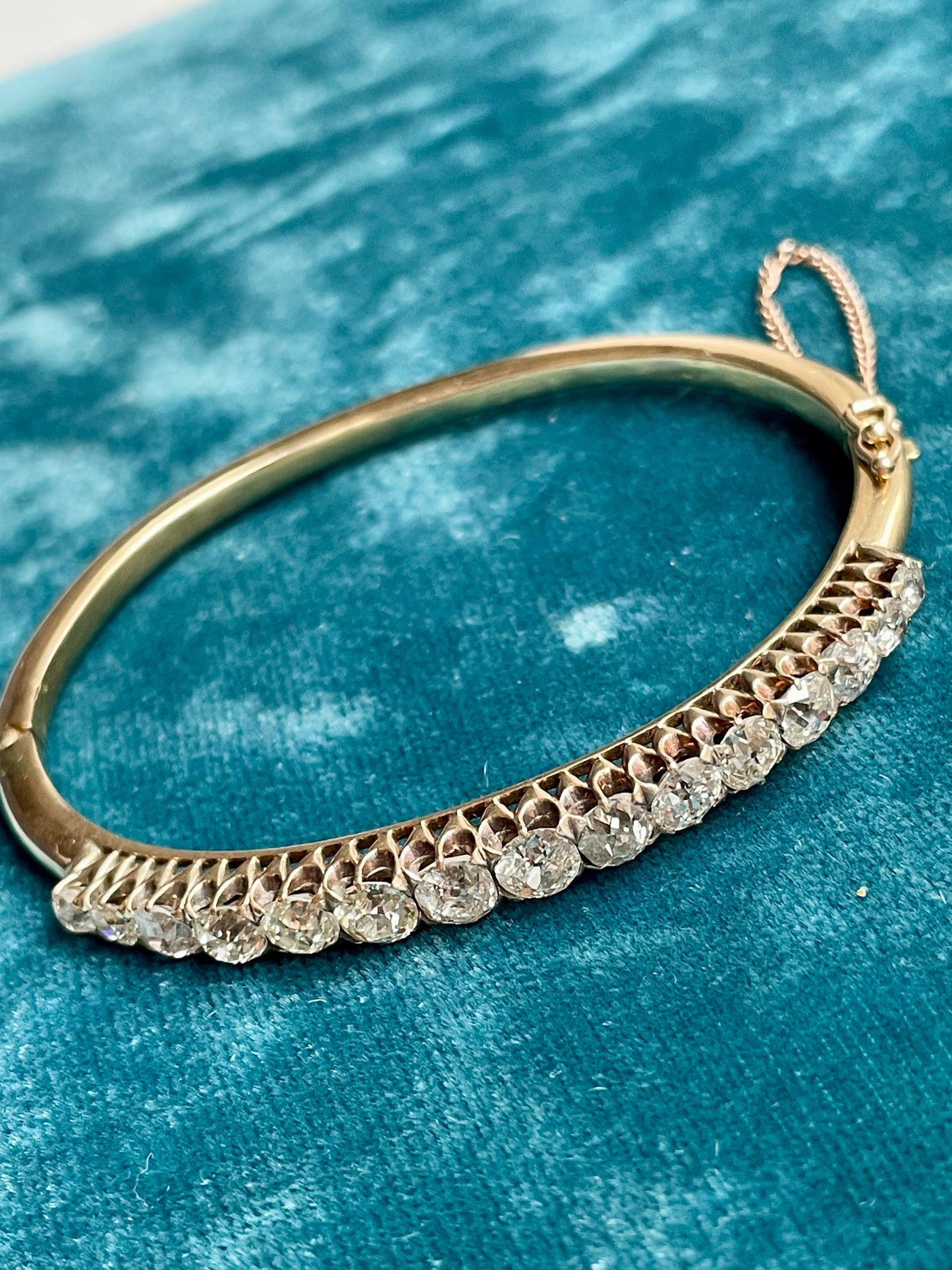 Antique Victorian Old-Cut Diamond 14k Gold Bangle
