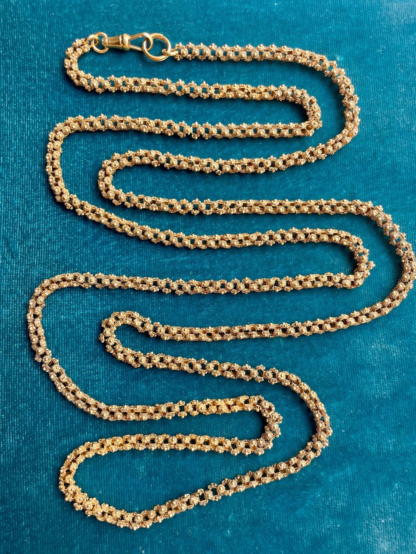 Antique Georgian Ornate Floral Repoussé 18K Gold 46" Chain