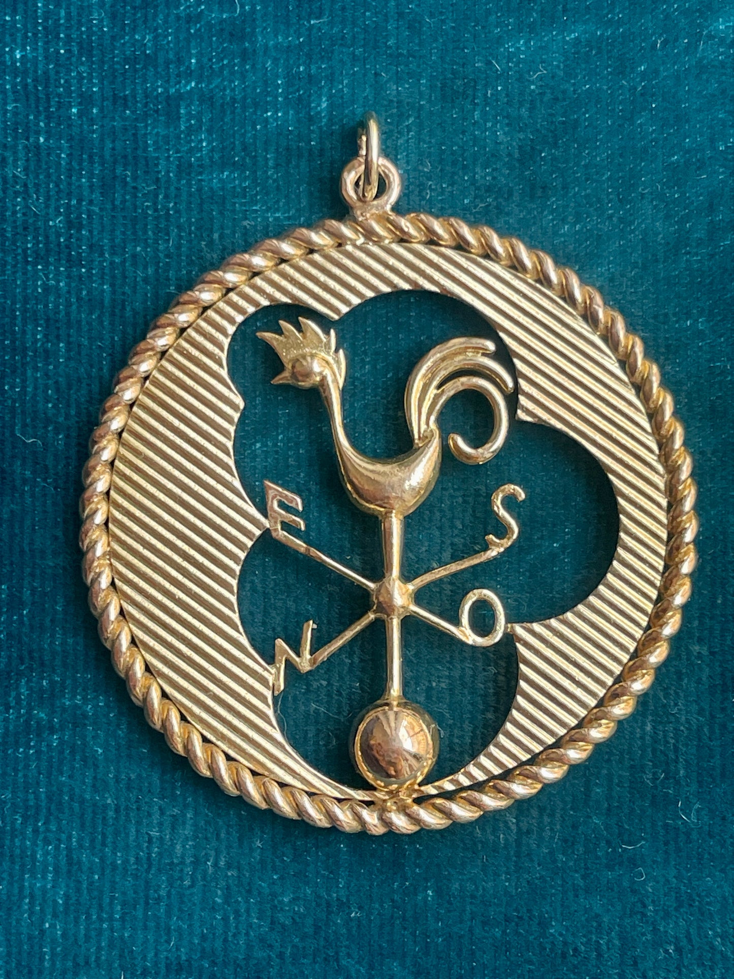 Mid-Century French Gallic Rooster Weathervane 18k Gold Pendant