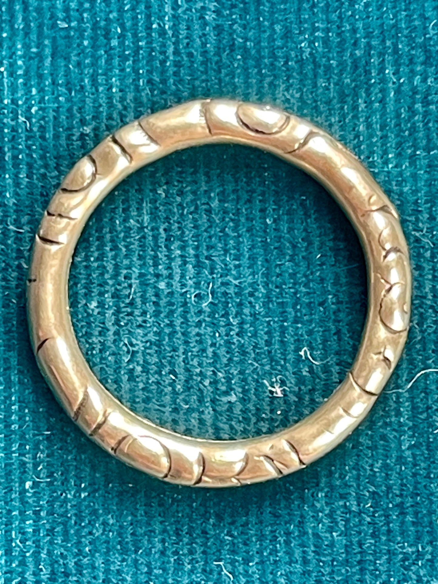 Georgian Engraved 18k White Gold Split Ring