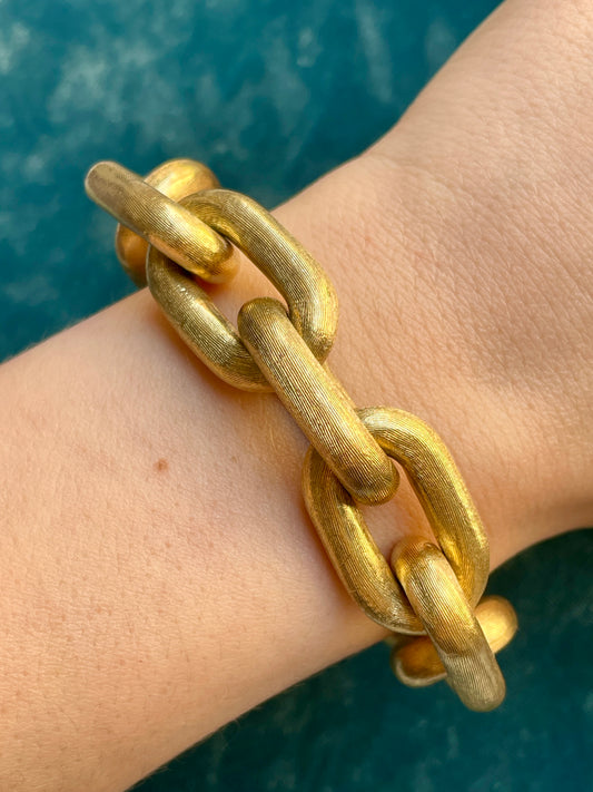 Mid-Century Italian Chunky Oval 18k Gold Bracelet
