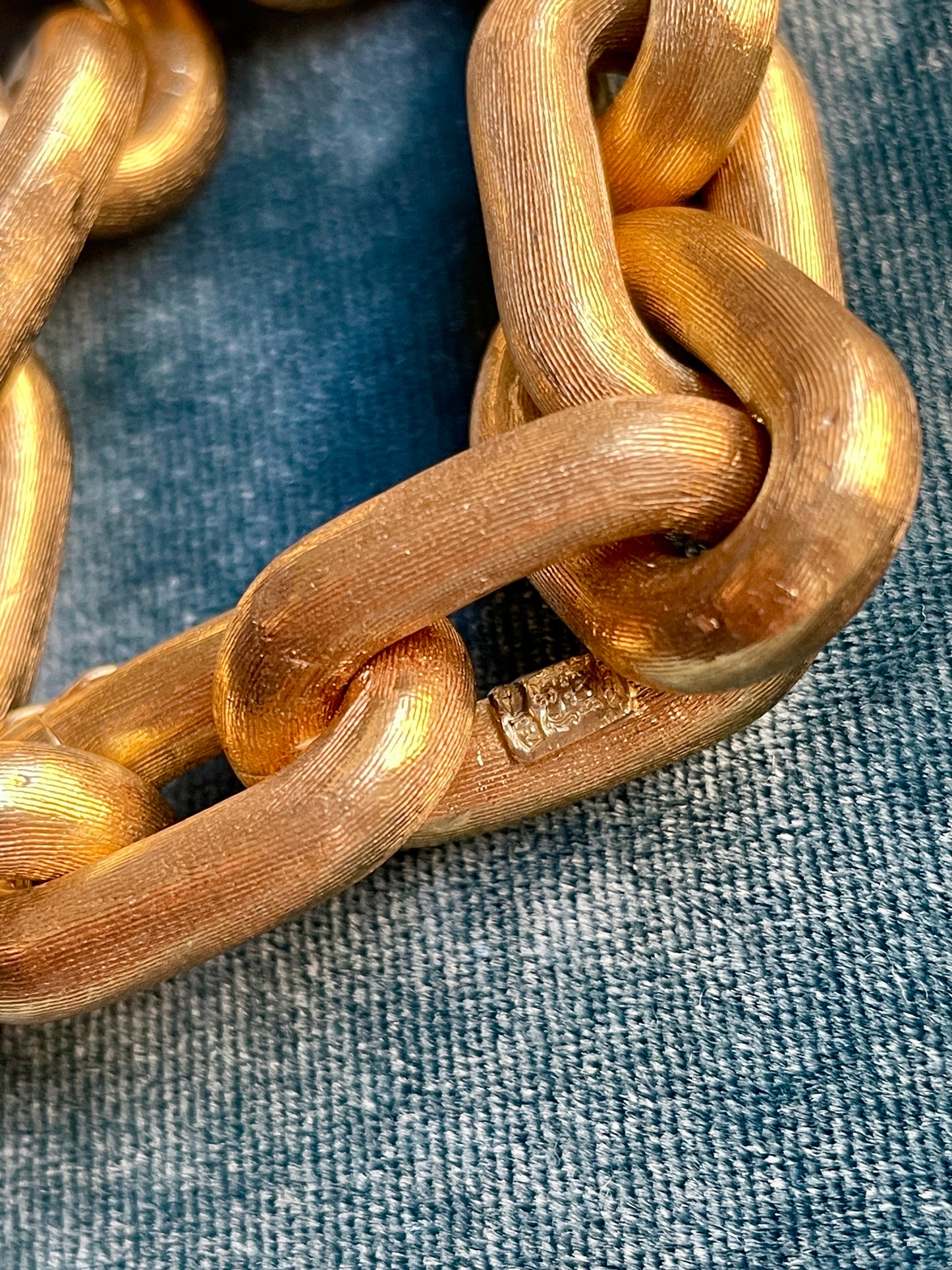 Mid-Century Italian Chunky Oval 18k Gold Bracelet
