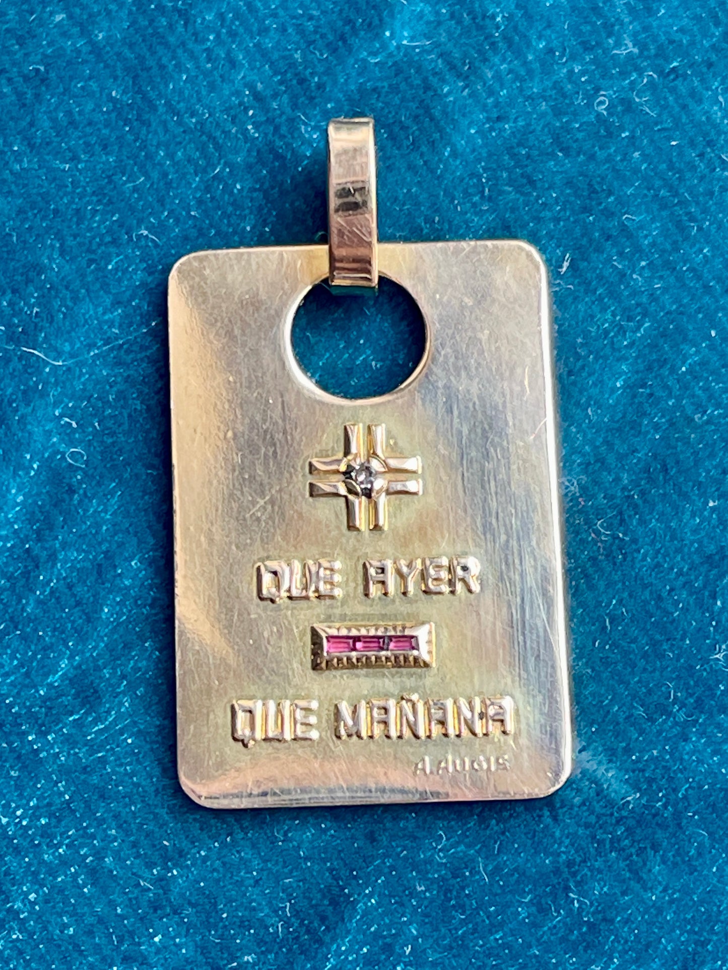Augis Rare Spanish Rectangular 18k Gold Love Token