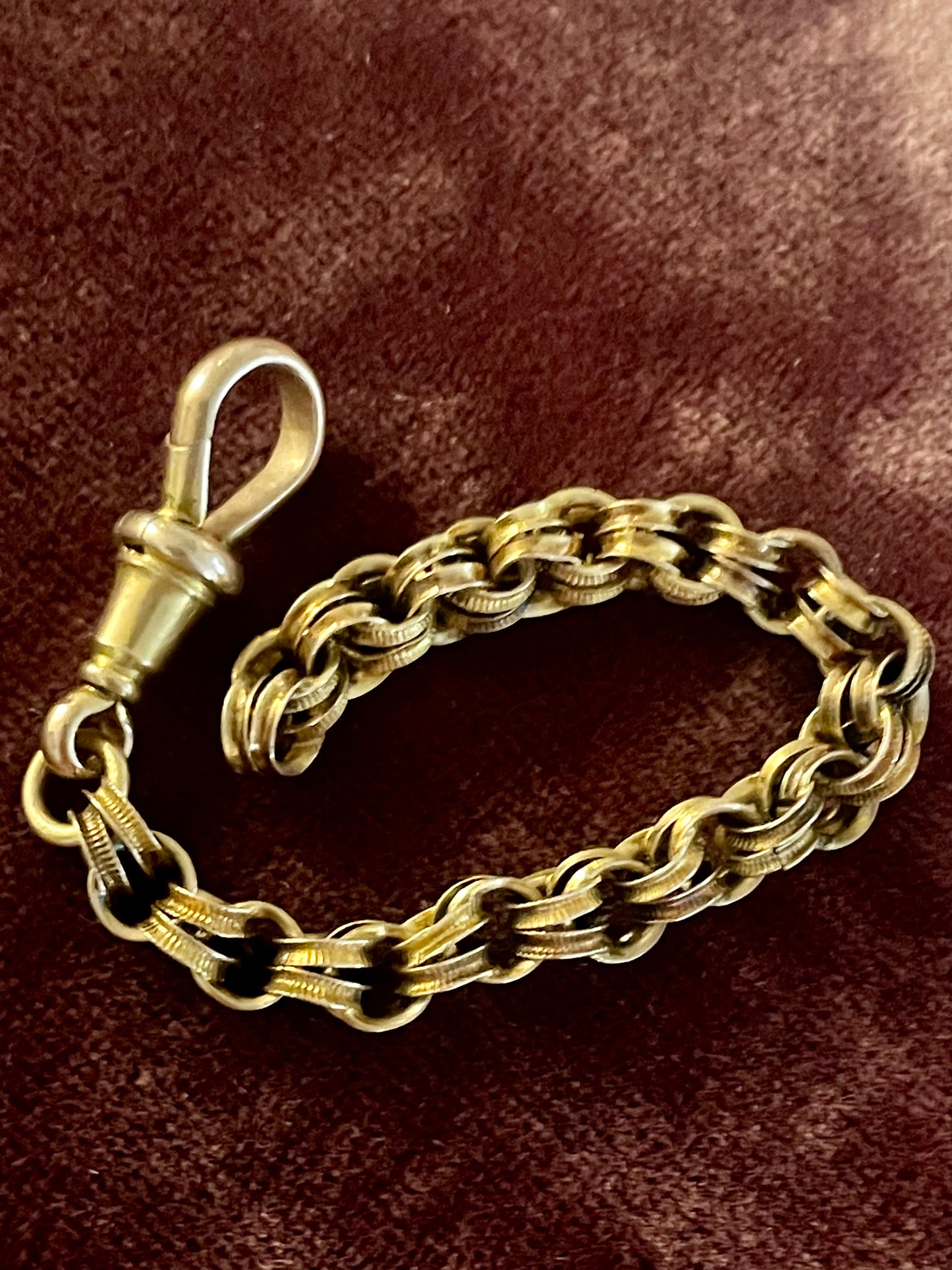 9k Gold Antique 4" Chain with Dog Clip