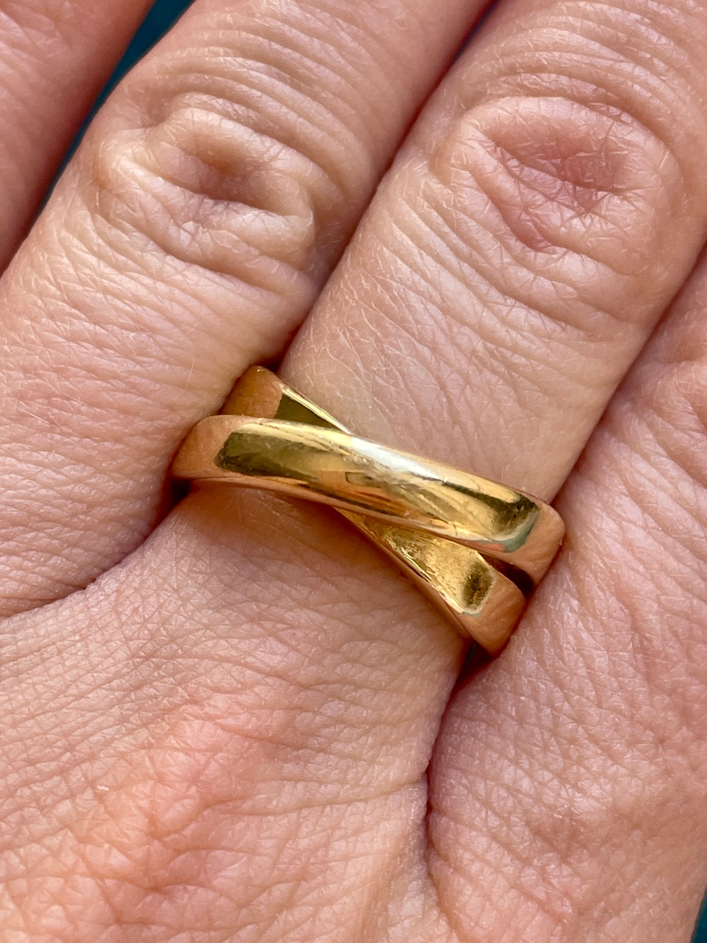 Vintage Cartier Nouvelle Vague 18k Gold Ring