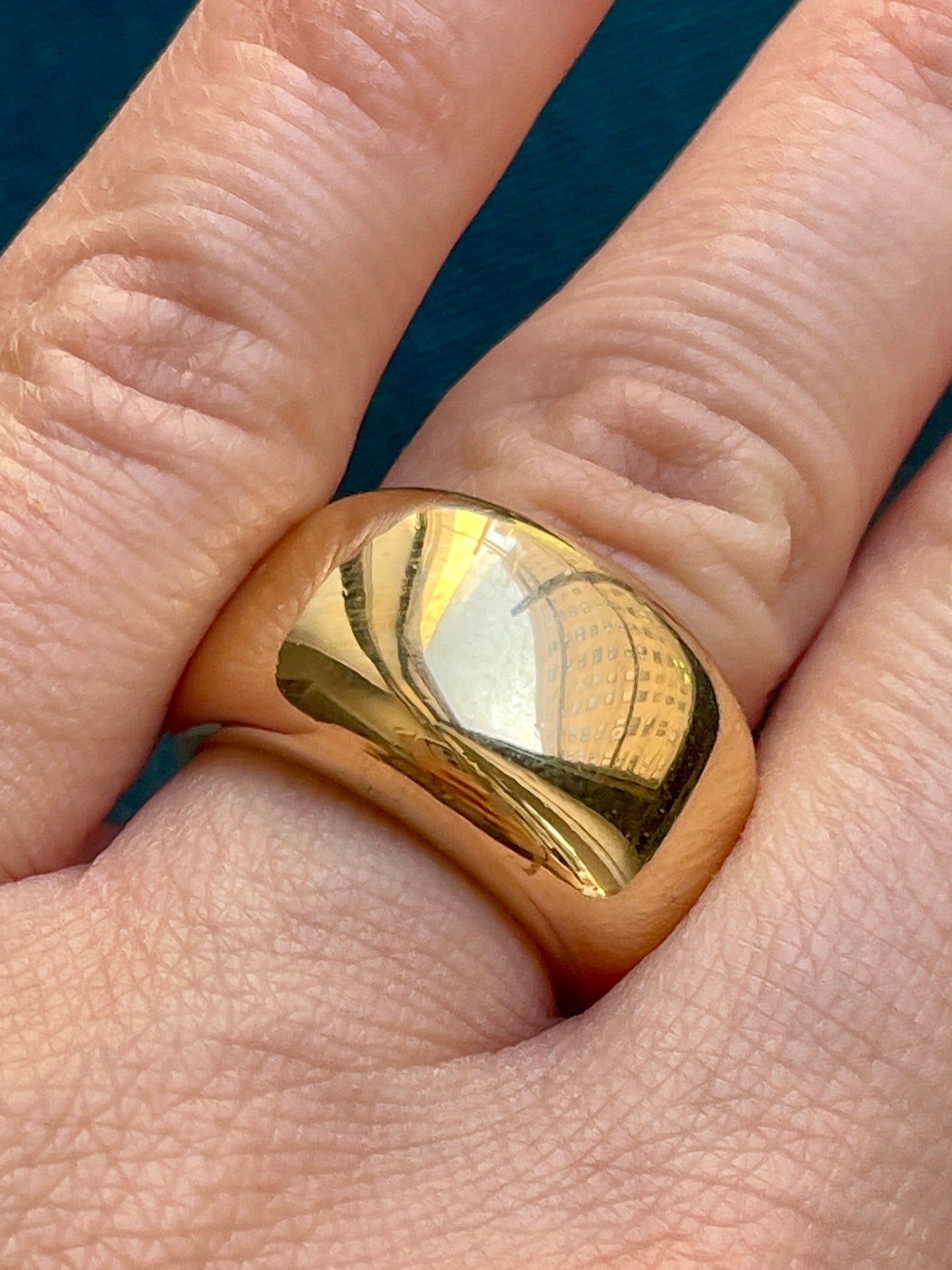 Vintage Cartier Nouvelle Vague 18k Gold Cigar Band Ring