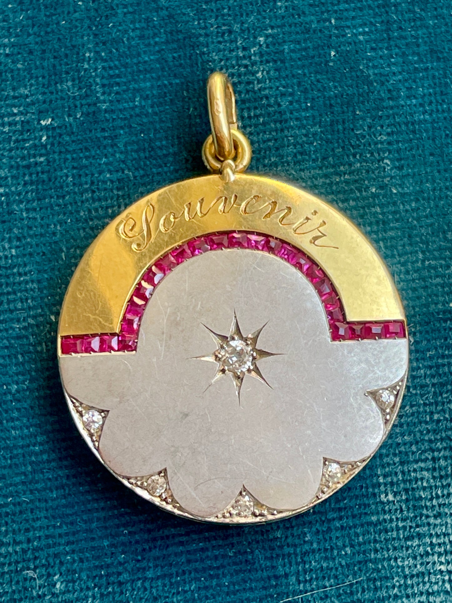 "Souvenir" 18k Gold Platinum Ruby & Diamond Pendant