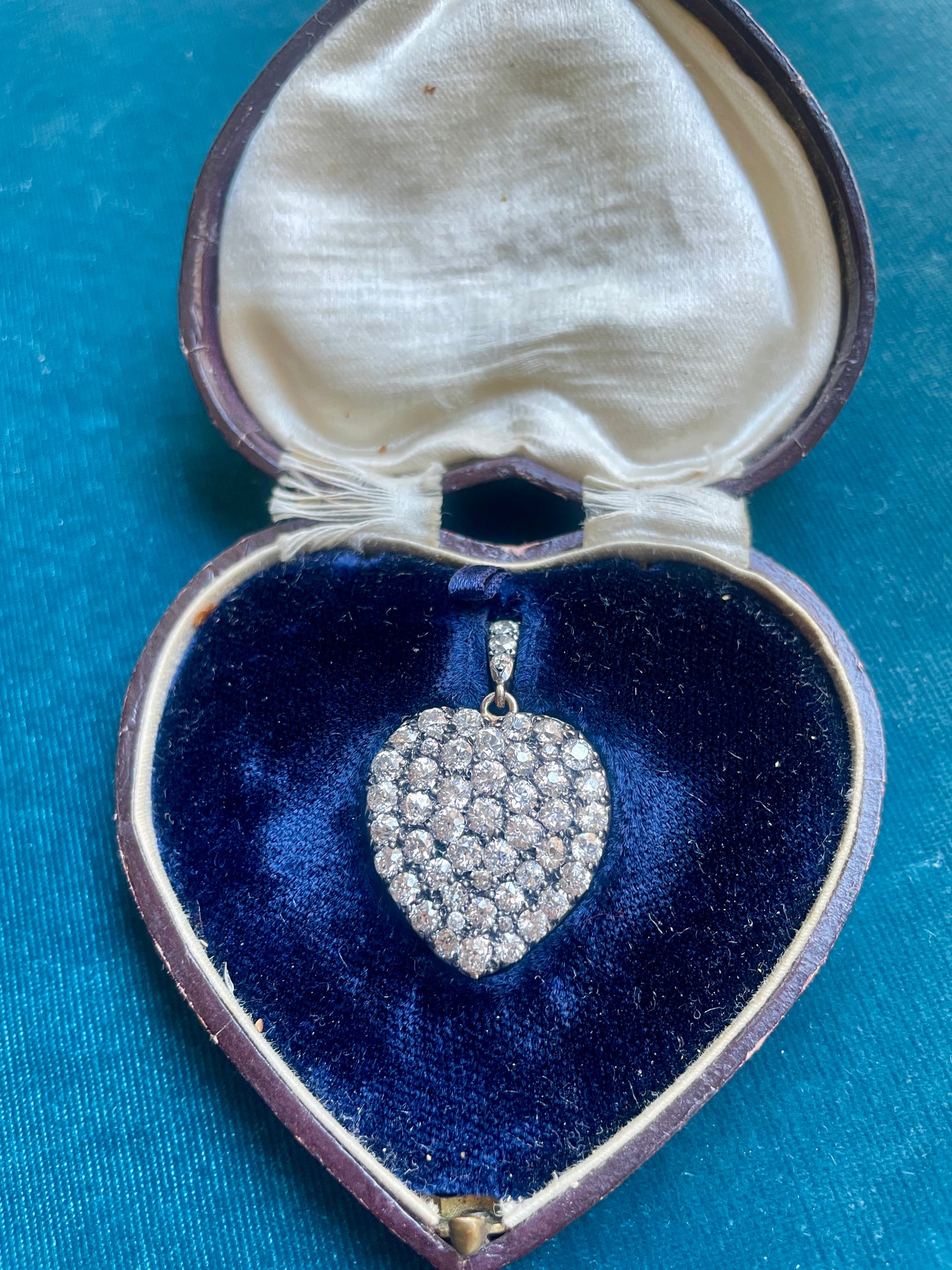 Antique Victorian Pavé Diamond Heart Locket