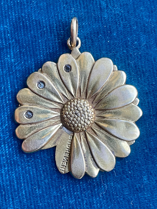 Antique French Mechanical Diamond Daisy 18k Gold Pendant