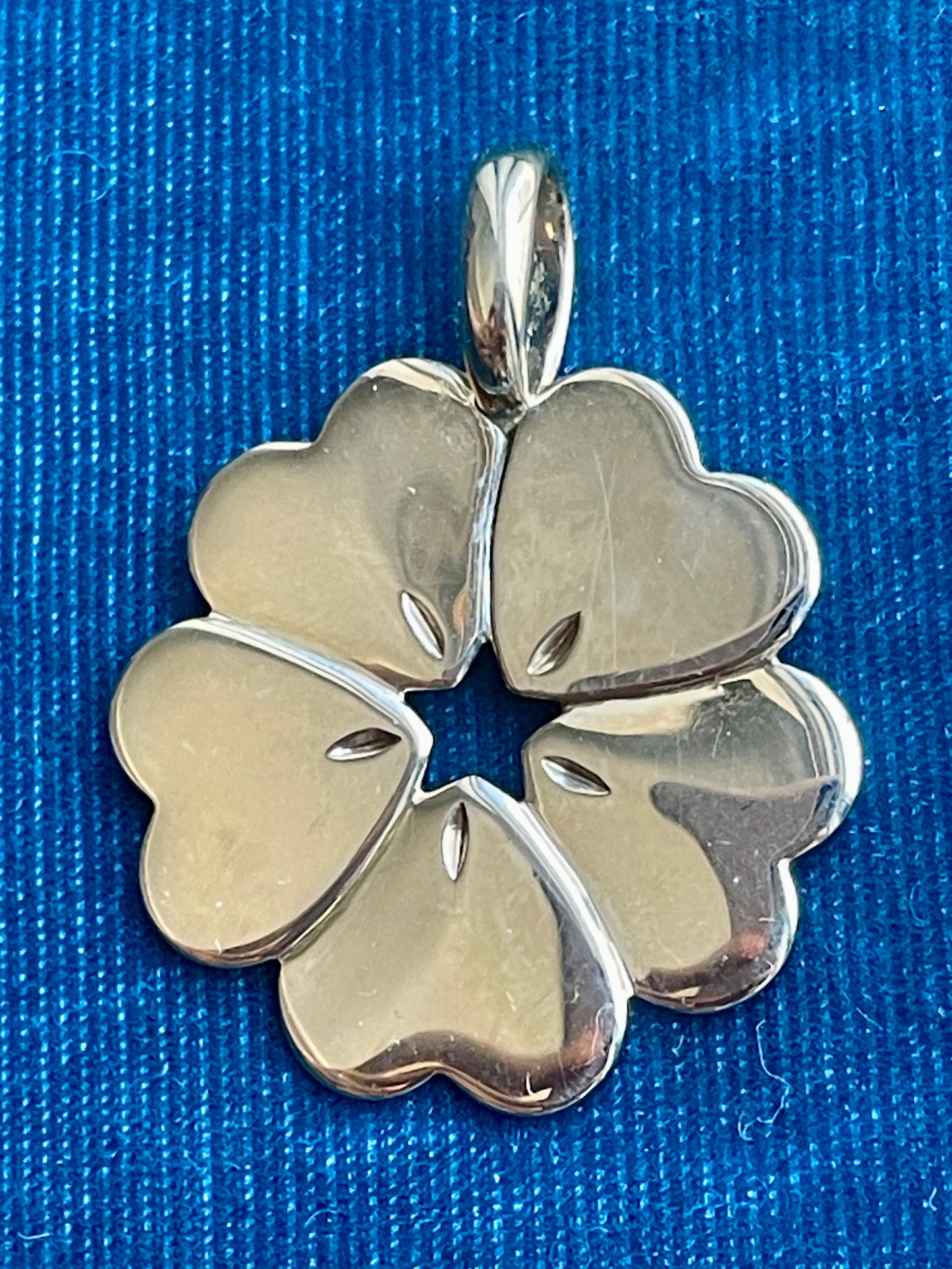 Vintage Poiray Flower 18k Gold Pendant