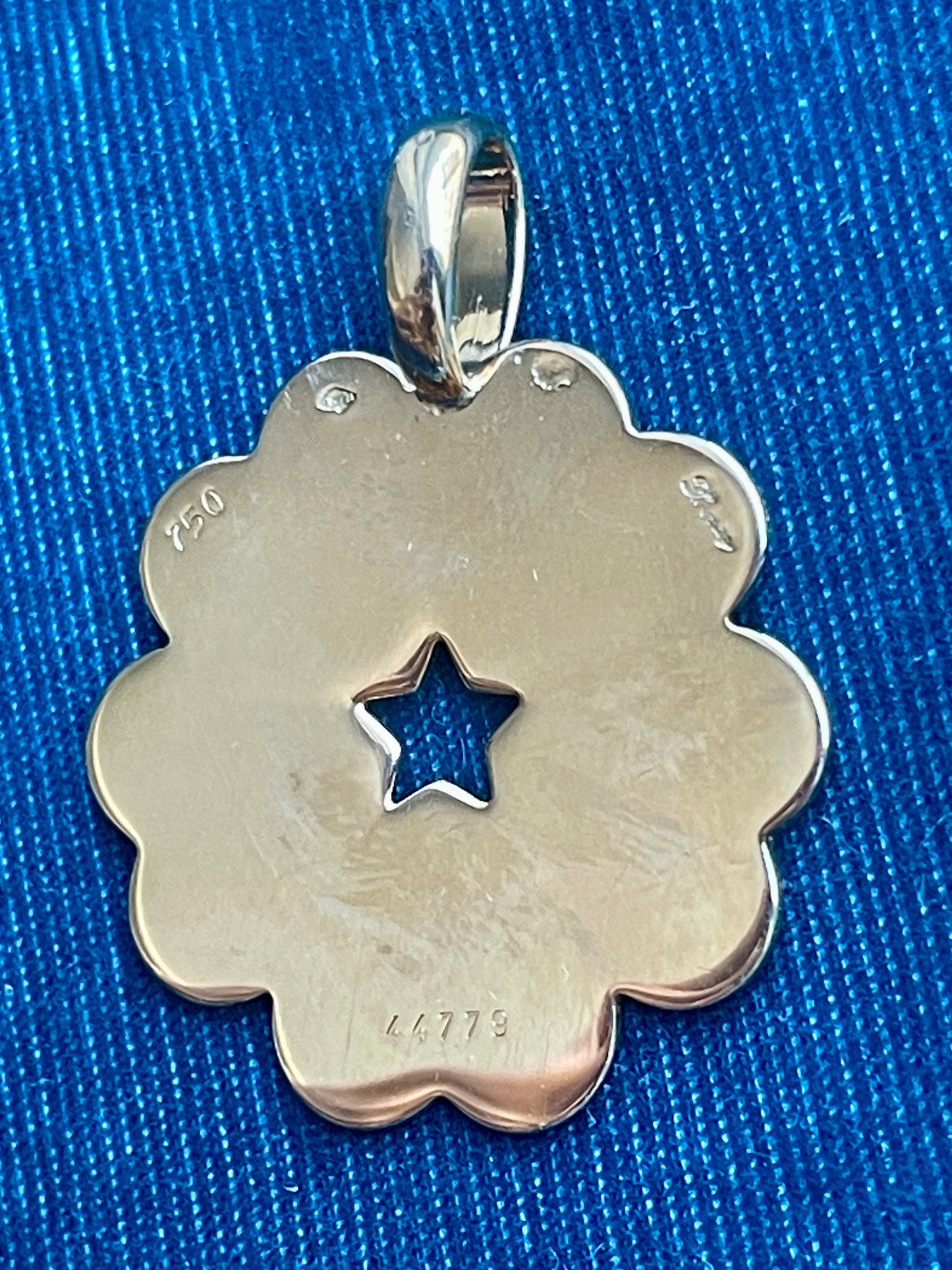 Vintage Poiray Flower 18k Gold Pendant