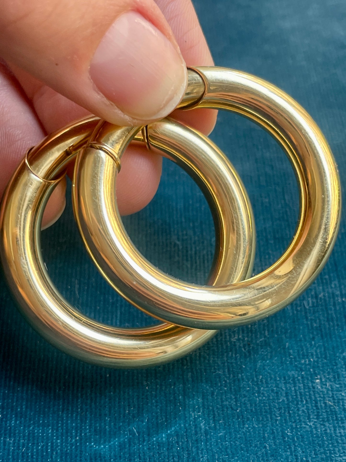Vintage Cartier Tubular Hoop 18k Gold Earrings