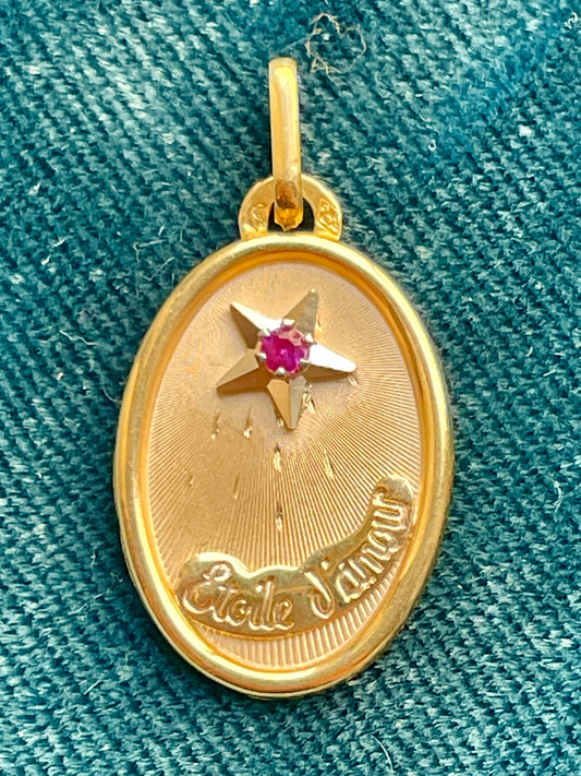Perroud "Étoile d'Amour" Oval 18k Gold Love Token