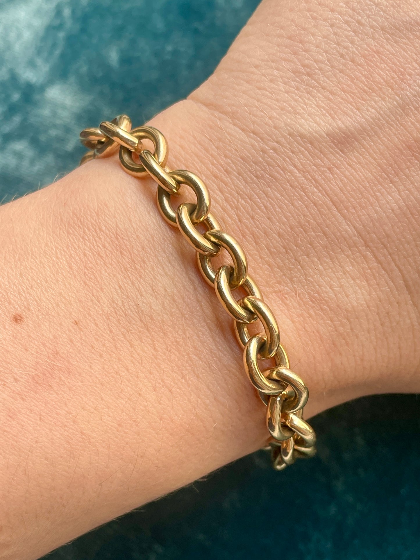 Oval Belcher Link 14K Gold Charm Bracelet
